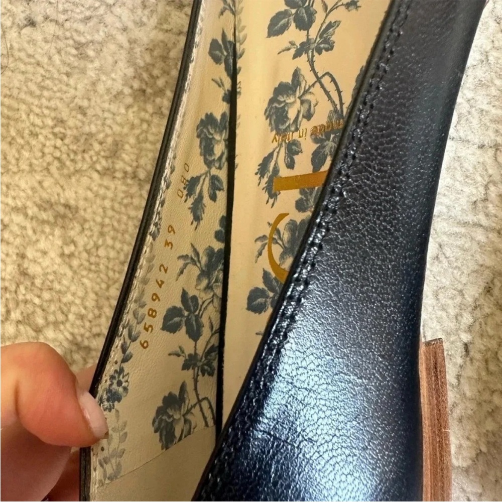 Gucci  Flats - Picture 7 of 11
